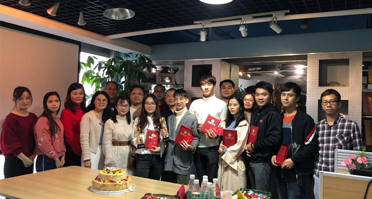 2018年 銷售部年會合影